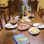Torrenieri Da Alessandro Farm stay *